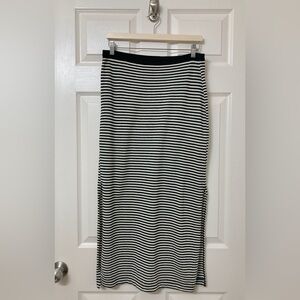 GAP Women’s Black White Stripe Cotton Knit Side Slits Maxi Skirt Medium Beach
